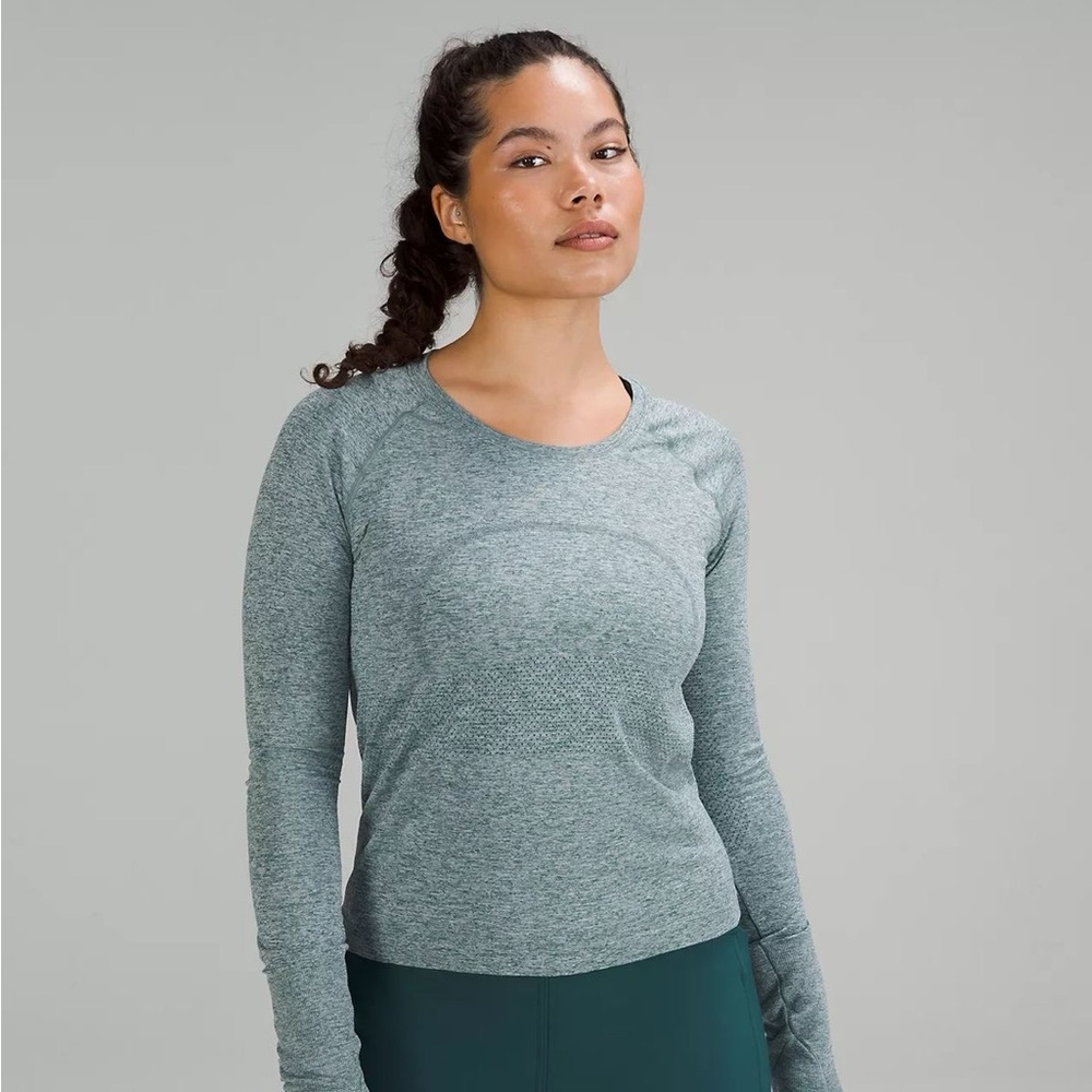 Lululemon swiftly long sleeve race length in green jasper/white
